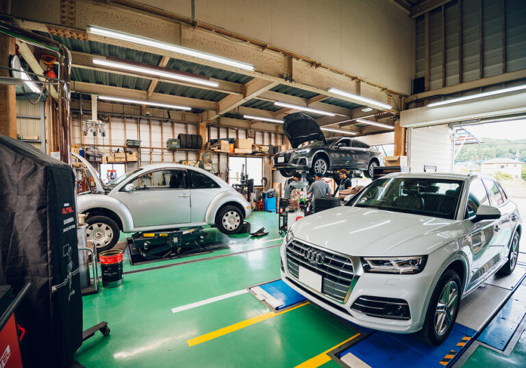 VW・Audiを中心とした輸入車整備に対応する工場です